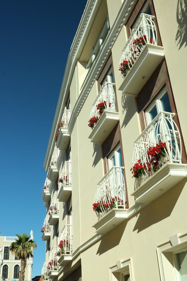 Hotel Brais Durres Exterior photo