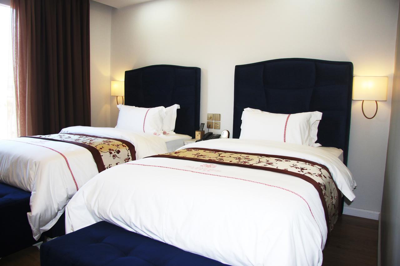 Hotel Brais Durres Exterior photo